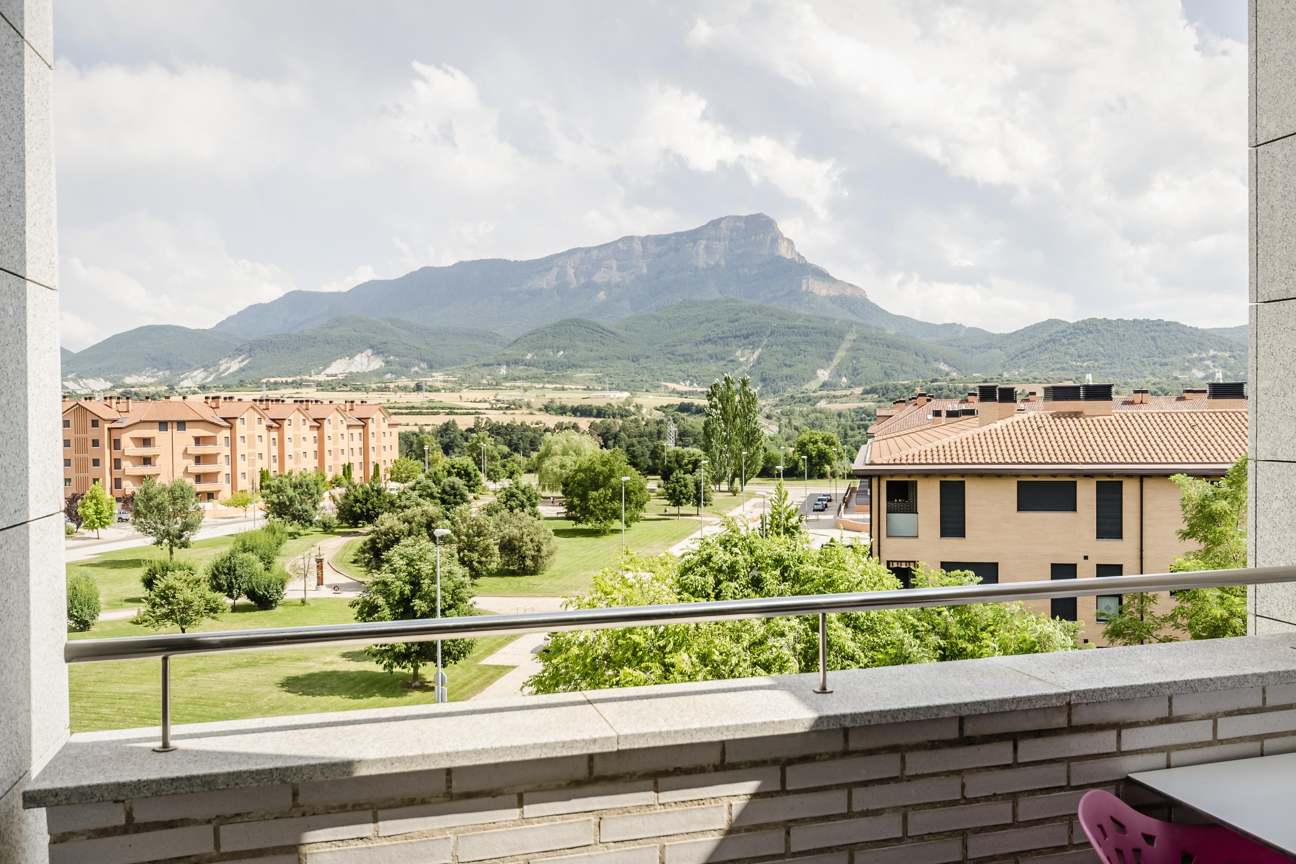 Eurostars Reina Felicia Hotel Jaca Exterior photo