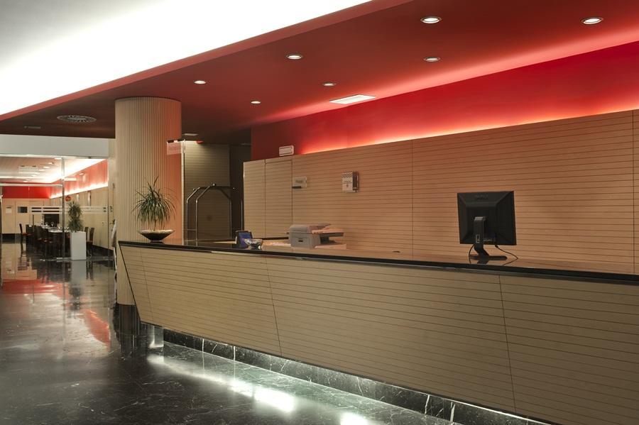 Eurostars Reina Felicia Hotel Jaca Exterior photo